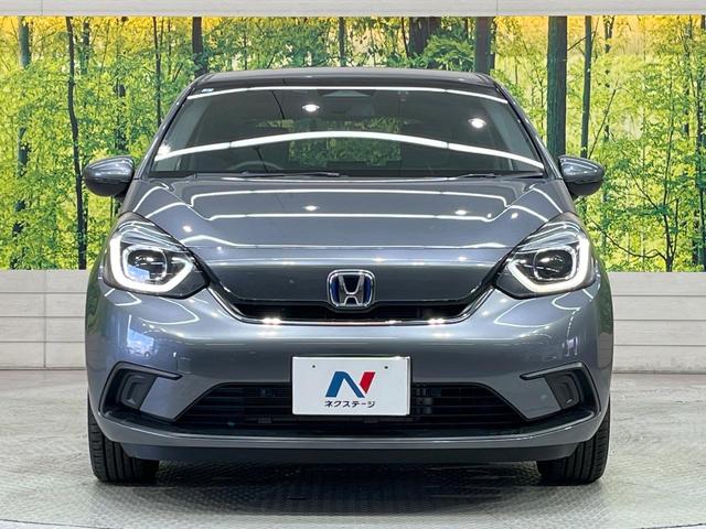 フィット ｅ：ＨＥＶホーム　純正８型ナビ　ＥＴＣ　ドラレコ　レーダークルーズ　ＬＥＤヘッド　衝突軽減装置　バックカメラ　オートエアコン　電動パーキング　オートホールド　スマートキー　プッシュスタート　フルセグＴＶ（14枚目）