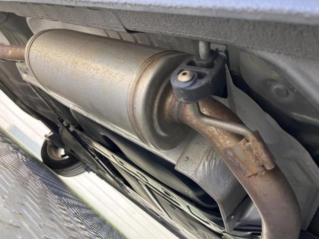 フィット ｅ：ＨＥＶホーム　純正８型ナビ　ＥＴＣ　ドラレコ　レーダークルーズ　ＬＥＤヘッド　衝突軽減装置　バックカメラ　オートエアコン　電動パーキング　オートホールド　スマートキー　プッシュスタート　フルセグＴＶ（22枚目）