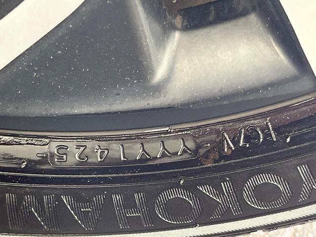 フィット ｅ：ＨＥＶホーム　純正８型ナビ　ＥＴＣ　ドラレコ　レーダークルーズ　ＬＥＤヘッド　衝突軽減装置　バックカメラ　オートエアコン　電動パーキング　オートホールド　スマートキー　プッシュスタート　フルセグＴＶ（51枚目）