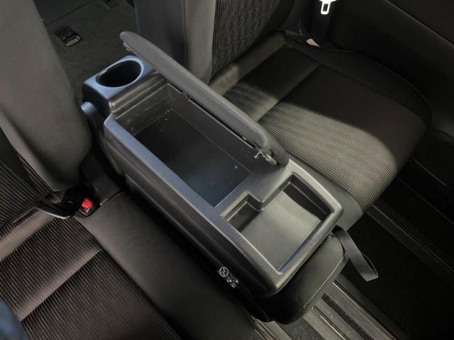 セレナ ハイウェイスター　２トーンカラー　両側電動ドア　純正９型ナビ　後席モニター　全周囲カメラ　衝突軽減　プロパイロット　禁煙車　ドラレコ　コーナーセンサー　スマートキー　ＬＥＤヘッド　ＥＴＣ　純正１６インチアルミ（40枚目）