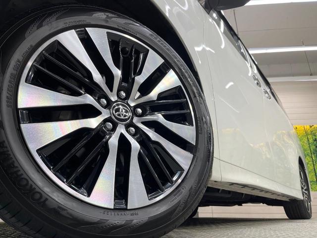 アルファード ２．５Ｓ　Ｃパッケージ　サンルーフ　純正１０型ナビ　後席モニター　デジタルミラー　両側電動スライド　３眼ＬＥＤヘッド　レーダークルーズ　電動リアゲート　衝突軽減装置　Ｂｌｕｅｔｏｏｔｈ　パワーシート　ドラレコ　シートヒーター（14枚目）