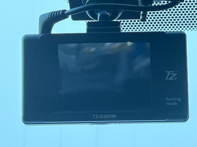 ノア Ｓｉ　ダブルバイビー　モデリスタ　両側電動ドア　純正ＳＤナビ　後席モニター　バックカメラ　衝突被害軽減システム　禁煙車　ハーフレザーシート　ドラレコ　スマートキー　ＬＥＤヘッド　ビルトインＥＴＣ　クルコン（29枚目）