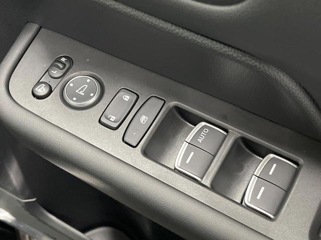 ステップワゴン スパーダ　純正１１．４型ナビ　両側電動スライド　ブラインドスポットモニター　衝突軽減装置　レーダークルーズ　ＬＥＤヘッド　電動リアゲート　シートヒーター　合皮シート　オットマン　Ｂｌｕｅｔｏｏｔｈ　フルセグＴＶ（39枚目）