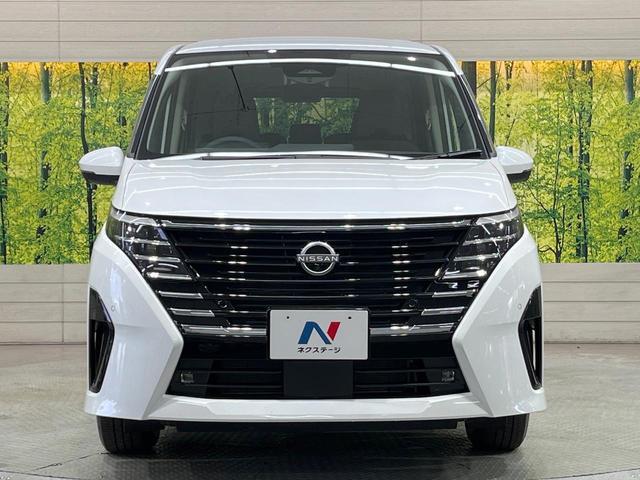 セレナ ハイウェイスターＶ　登録済未使用車　純正１２．３型ナビ　両側電動スライド　全周囲カメラ　衝突軽減　レーダークルーズ　ハーフレザーシート　ドラレコ　コーナーセンサー　スマートキー　ＬＥＤヘッド　ビルトインＥＴＣ（15枚目）