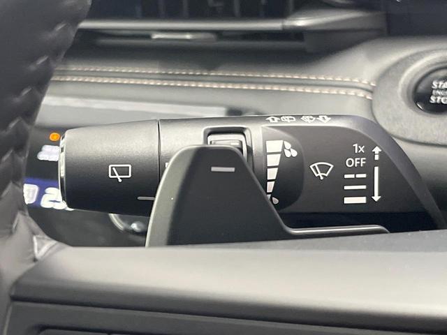 セレナ ハイウェイスターＶ　登録済未使用車　純正１２．３型ナビ　両側電動スライド　全周囲カメラ　衝突軽減　レーダークルーズ　ハーフレザーシート　ドラレコ　コーナーセンサー　スマートキー　ＬＥＤヘッド　ビルトインＥＴＣ（27枚目）