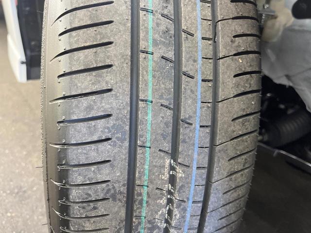 セレナ ハイウェイスターＶ　登録済未使用車　純正１２．３型ナビ　両側電動スライド　全周囲カメラ　衝突軽減　レーダークルーズ　ハーフレザーシート　ドラレコ　コーナーセンサー　スマートキー　ＬＥＤヘッド　ビルトインＥＴＣ（61枚目）