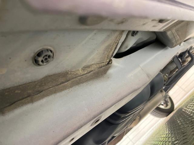 Ｎ－ＢＯＸカスタム Ｇ・ターボＡパッケージ　純正ナビ　両側電動スライド　衝突軽減装置　ＨＩＤヘッド　ＥＴＣ　クルーズコントロール　Ｂｌｕｅｔｏｏｔｈ　１５インチアルミホイール　オートエアコン　スマートキー　プッシュスタート　シートリフター（23枚目）