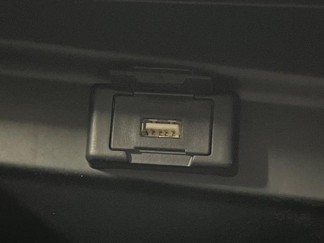 Ｎ－ＢＯＸカスタム Ｇ・ターボＡパッケージ　純正ナビ　両側電動スライド　衝突軽減装置　ＨＩＤヘッド　ＥＴＣ　クルーズコントロール　Ｂｌｕｅｔｏｏｔｈ　１５インチアルミホイール　オートエアコン　スマートキー　プッシュスタート　シートリフター（56枚目）