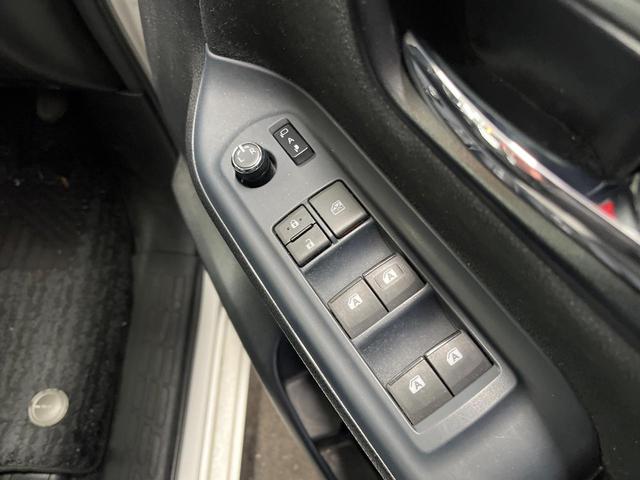 ノア G 純正9型ナビ バックカメラ 両側電動スライド ETC ドラレコ LEDヘッドライト フォグランプ 純正アルミ スマートキー オートライト オートエアコン Bluetooth フルセグTV(37枚目)