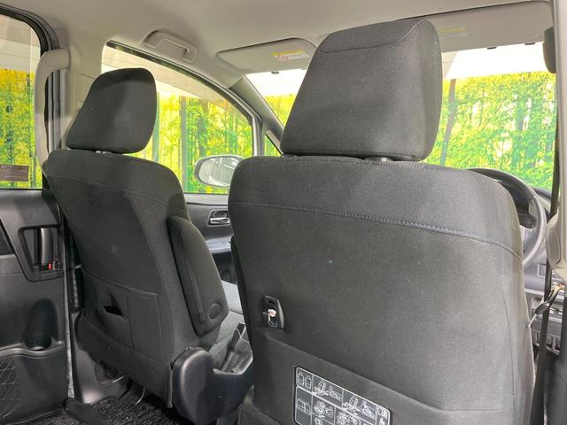 ノア G 純正9型ナビ バックカメラ 両側電動スライド ETC ドラレコ LEDヘッドライト フォグランプ 純正アルミ スマートキー オートライト オートエアコン Bluetooth フルセグTV(39枚目)