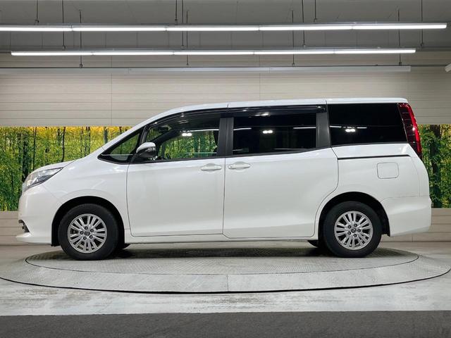 ノア G 純正9型ナビ バックカメラ 両側電動スライド ETC ドラレコ LEDヘッドライト フォグランプ 純正アルミ スマートキー オートライト オートエアコン Bluetooth フルセグTV(55枚目)