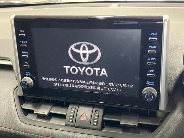 ＲＡＶ４ アドベンチャー　オフロードパッケージ　４ＷＤ　純正９型ＤＡ　バックカメラ　衝突被害軽減システム　レーダークルーズ　クリアランスソナー　電動リアゲート　レザー調シート　パワーシート　ドラレコ　スマートキー　ＬＥＤヘッド　ＥＴＣ（3枚目）