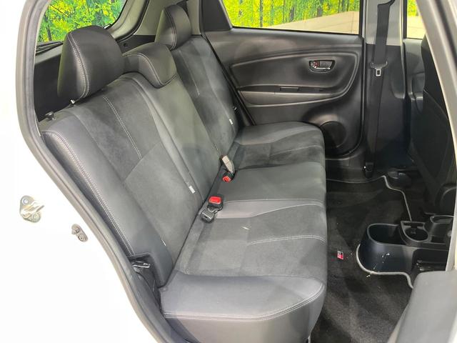 ヴィッツ ＧＲスポーツＧＲ　５ＭＴ　ディスプレイオーディオ　衝突軽減装置　ＥＴＣ　バックカメラ　ＬＥＤヘッド　デジタルミラー　スマートキー　プッシュスタート　オートエアコン　電動格納ドアミラー　オートライト（9枚目）