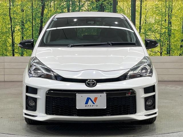 ヴィッツ ＧＲスポーツＧＲ　５ＭＴ　ディスプレイオーディオ　衝突軽減装置　ＥＴＣ　バックカメラ　ＬＥＤヘッド　デジタルミラー　スマートキー　プッシュスタート　オートエアコン　電動格納ドアミラー　オートライト（14枚目）