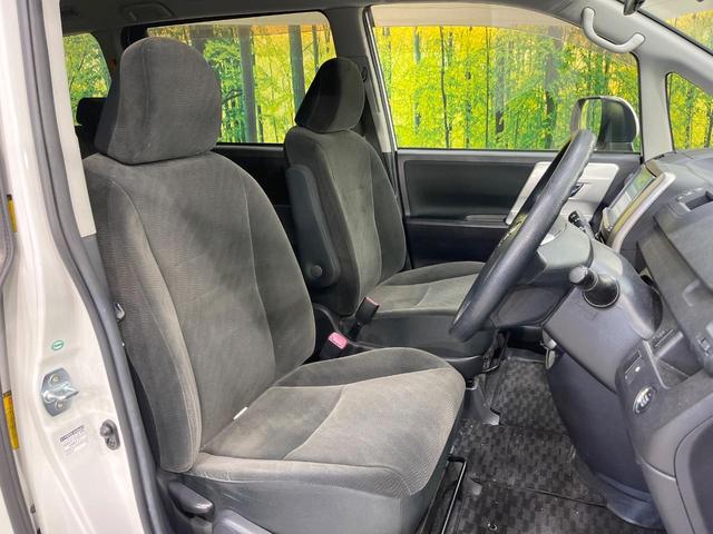 ノア X スマートエディション 純正8型ナビ 後席モニター 両側電動スライド ドラレコ バックカメラ HIDヘッド Bluetooth ETC スマートキー プッシュスタート オートエアコン プライバシーガラス(8枚目)