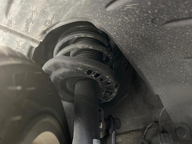 MAZDA3ファストバック 15Sツーリング MT車 純正SDナビ 全周囲カメラ 衝突被害軽減システム レーダークルーズ 禁煙車 コーナーセンサー スマートキー LEDヘッド ビルトインETC オートハイビーム 車線逸脱警報 オートライト(20枚目)