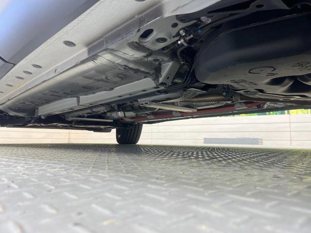 カローラクロス ハイブリッド　Ｚ　純正１０型ＤＡ　ガラスルーフ　全周囲カメラ　衝突被害軽減システム　レーダークルーズ　禁煙車　電動リアゲート　ハーフレザーシート　パワーシート　ドラレコ　コーナーセンサー　スマートキー　ＬＥＤヘッド（30枚目）