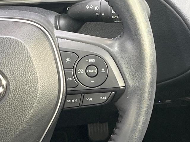 カローラクロス ハイブリッド　Ｚ　純正１０型ＤＡ　ガラスルーフ　全周囲カメラ　衝突被害軽減システム　レーダークルーズ　禁煙車　電動リアゲート　ハーフレザーシート　パワーシート　ドラレコ　コーナーセンサー　スマートキー　ＬＥＤヘッド（50枚目）