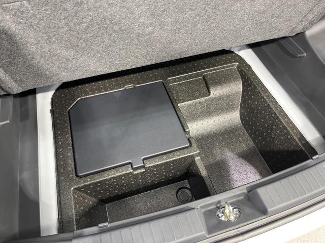 ロッキー プレミアムG HEV 登録済未使用車 純正9型ディスプレイオーディオ 全周囲カメラ 衝突被害軽減システム レーダークルーズ シートヒーター スマートキー LEDヘッド 純正15インチアルミ オートハイビーム(65枚目)