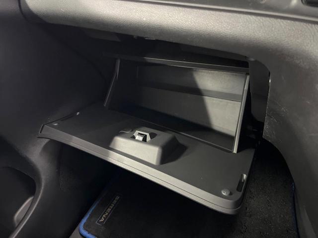 セレナ ｅ－パワー　ハイウェイスターＶ　アーバンクロム　純正１０型ナビ　後席モニター　全周囲カメラ　プロパイロット　両側電動スライド　ブラインドスポットモニター　デジタルミラー　ＬＥＤヘッド　ＥＴＣ　ドラレコ　Ｂｌｕｅｔｏｏｔｈ　衝突軽減装置（66枚目）