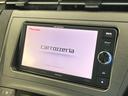 プリウス Ｓ　ＳＤナビ　バックカメラ　禁煙車　スマートキー　ＨＩＤヘッドライト　ＥＴＣ　オートライト　オートエアコン　Ｂｌｕｅｔｏｏｔｈ　ＣＤ　フルセグ　ステアリングリモコン　電動格納ミラー（3枚目）