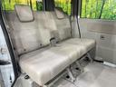 後部座席も気になるようなキズ・汚れやへたり等、大きなダメージはなく、良好な状態です。