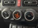 ジムニー ＸＣ　届出済未使用車　衝突軽減装置　クルーズコントロール　ＬＥＤヘッド　オートエアコン　スマートキー　プッシュスタート　純正１６インチアルミホイール　オートライト　アイドリングストップ　電動格納ドアミラー（6枚目）