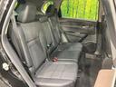 後部座席も気になるようなキズ・汚れやへたり等、大きなダメージはなく、良好な状態です。