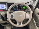ステアリングも使用感が少なく、きれいな状態となっております♪