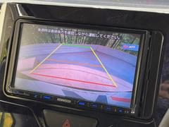 【バックカメラ】駐車時に後方がリアルタイム映像で確認できます。大型商業施設や立体駐車場での駐車時や、夜間のバック時に大活躍！運転スキルに関わらず、今や必須となった装備のひとつです！ 5