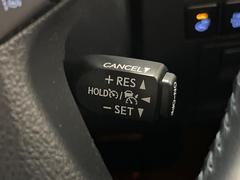 �ڥ졼�������롼������ȥ�����۹�®ƻϩ�Ǥ�Ĺ��Υ���Ԥ��ڤˡ�����ư��®�٤��ݤĥ��롼������ȥ����뤬�����ͷڸ������ƥ��Ϣ�Ȥ��������μ�ξ���Τ��Ƽִ֤��ݤĤ褦��®��Ĵ�ᤷ�Ƥ���ޤ����� 7