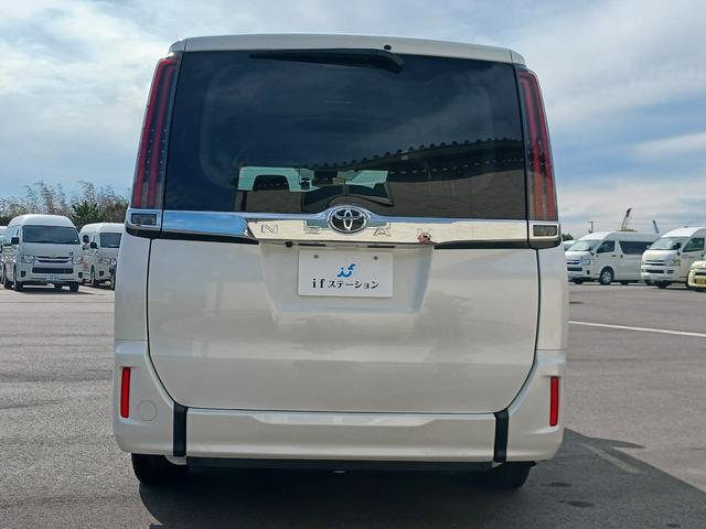 ノア Ｘ　タイプＩ　車イス２名仕様　全国対応１年間走行距離無制限保証　頸部衝撃緩和ヘッドレスト　オートマチックハイビーム　ＬＥＤヘッドランプ（6枚目）