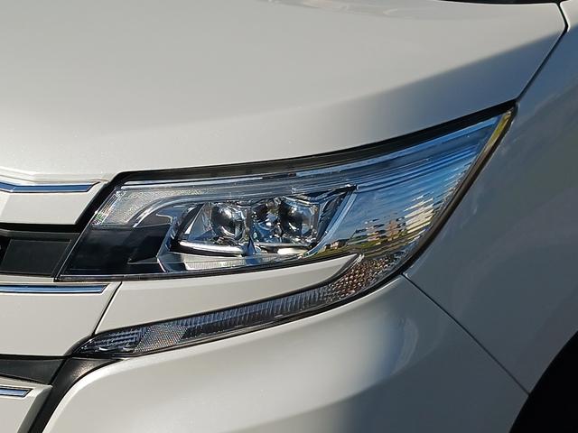 ノア Ｘ　タイプ２　サードシート付　福祉車両　車イス１名仕様　全国対応１年間走行距離無制限保証（10枚目）