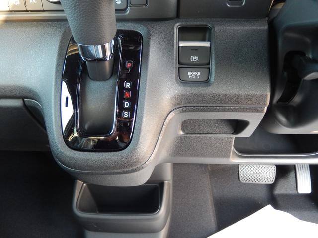 N-BOXカスタム ベースグレード(28枚目)