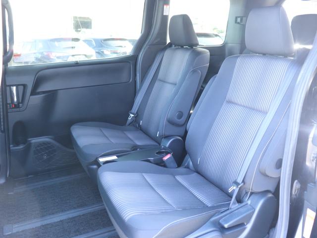 ヴォクシー ZS 煌II ワンオーナー後期モデル セーフティセンス両側電動ドアLEDヘッド社外ナビBカメラ地デジBT音楽 革巻きHクルーズコントロール ステアリングリモコン リアオートエアコンDバイザPガラス純正16AW(34枚目)