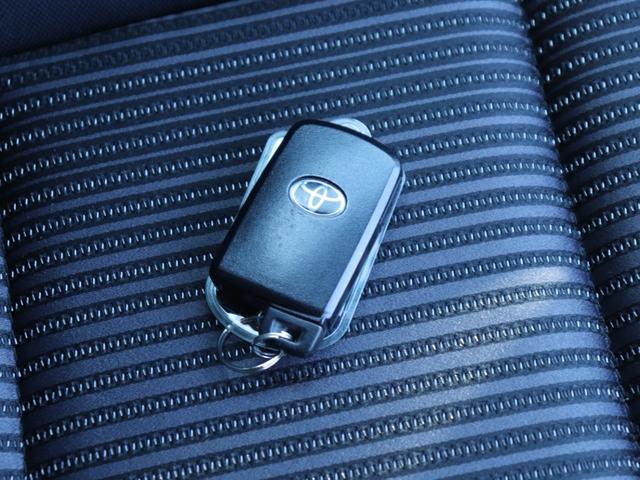 ヴォクシー ZS 煌II ワンオーナー後期モデル セーフティセンス両側電動ドアLEDヘッド社外ナビBカメラ地デジBT音楽 革巻きHクルーズコントロール ステアリングリモコン リアオートエアコンDバイザPガラス純正16AW(42枚目)