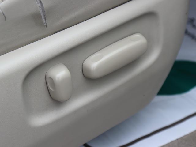 TOYOTA ESTIMA HYBRID G LEATHER PACKAGE