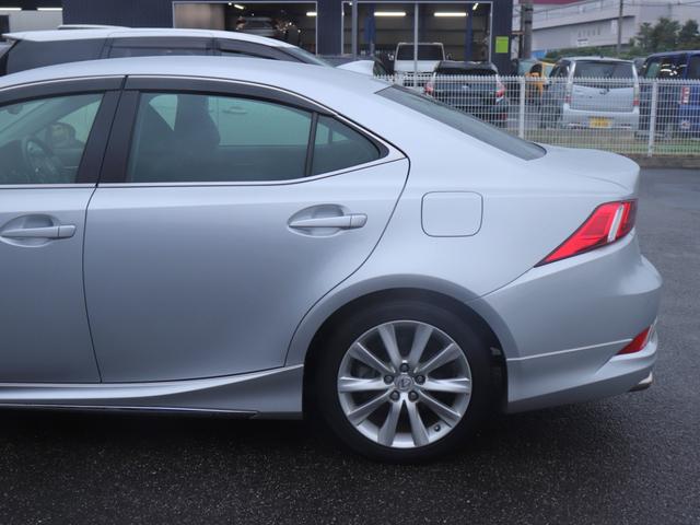 IS IS250 バージョンL LEDヘッド レザーシート シートヒーター ベンチレーション パワーシート モデリスタサイドリアエアロマフラー純正ナビバックカメラ 地デジ スマートキー パドルシフト クリアランスソナー スペアタイヤ(12枚目)