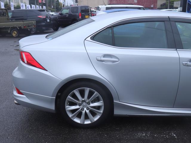 IS IS250 バージョンL LEDヘッド レザーシート シートヒーター ベンチレーション パワーシート モデリスタサイドリアエアロマフラー純正ナビバックカメラ 地デジ スマートキー パドルシフト クリアランスソナー スペアタイヤ(13枚目)