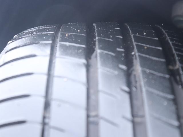 IS IS250 バージョンL LEDヘッド レザーシート シートヒーター ベンチレーション パワーシート モデリスタサイドリアエアロマフラー純正ナビバックカメラ 地デジ スマートキー パドルシフト クリアランスソナー スペアタイヤ(25枚目)