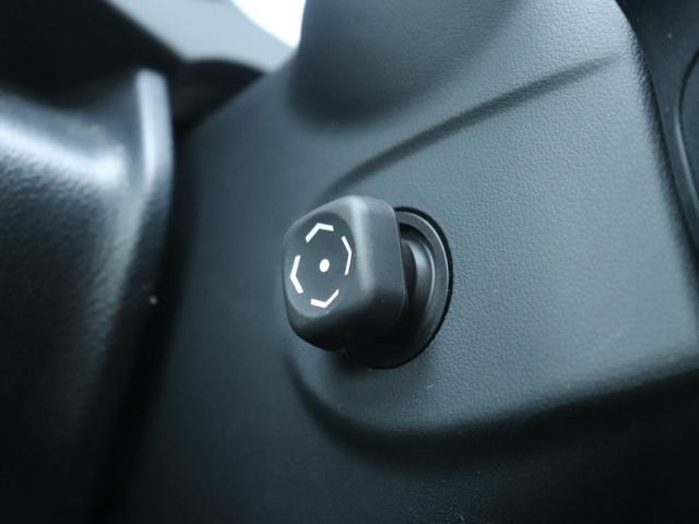 IS IS250 バージョンL LEDヘッド レザーシート シートヒーター ベンチレーション パワーシート モデリスタサイドリアエアロマフラー純正ナビバックカメラ 地デジ スマートキー パドルシフト クリアランスソナー スペアタイヤ(43枚目)