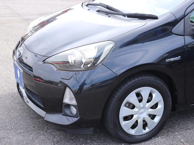 アクア S LEDヘッド純正ナビBカメラETCスマートキー シートヒーター ドライブレコーダー フルセグTV Bluetooth音楽 スペアタイヤ CD/DVD再生 プッシュスタート ステアリングリモコン(11枚目)