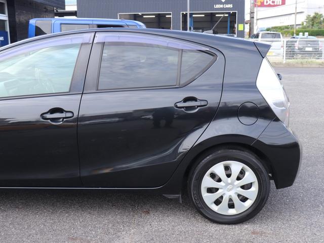 アクア S LEDヘッド純正ナビBカメラETCスマートキー シートヒーター ドライブレコーダー フルセグTV Bluetooth音楽 スペアタイヤ CD/DVD再生 プッシュスタート ステアリングリモコン(18枚目)