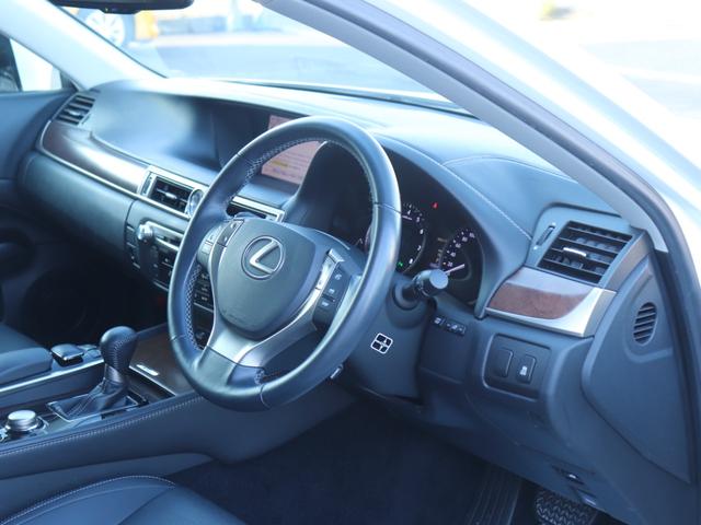 ＧＳ ＧＳ２５０　Ｉパッケージ　レザーシート純正ＳＤナビＢカメラ地デジＢＴ音楽スマートキーＨＩＤヘッドＦフォグ純正１７インチＡＷパワーシート前席シートヒーター＆ベンチレーション運転席シートメモリー革巻きＨステコン電動チルト　クルコン（26枚目）