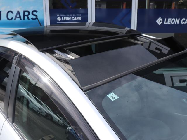 プリウス Ｇ　サンルーフ＆ソーラーパネル純正ＨＤＤナビＢカメラ地デジＢＴ音楽スマートキー　ビルトインＥＴＣ革巻きＨステアリングリモコン　クルーズコントロール　コンライトＦフォグＤバイザＲスモークＥＮＫＥＩ１７ＡＷ（11枚目）