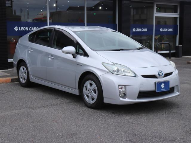 プリウス G 純正HDDナビBカメラ地デジ音楽録音クルーズコントロール スマートキー ビルトインETC ステアリングリモコン コンライトAA/Cフォグランプ ドアバイザ純正15AWトノカバーDVD/CD/AUX再生(6枚目)