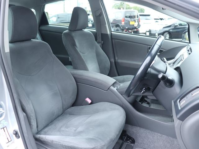 プリウス G 純正HDDナビBカメラ地デジ音楽録音クルーズコントロール スマートキー ビルトインETC ステアリングリモコン コンライトAA/Cフォグランプ ドアバイザ純正15AWトノカバーDVD/CD/AUX再生(32枚目)