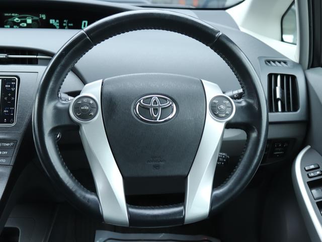 プリウス G 純正HDDナビBカメラ地デジ音楽録音クルーズコントロール スマートキー ビルトインETC ステアリングリモコン コンライトAA/Cフォグランプ ドアバイザ純正15AWトノカバーDVD/CD/AUX再生(37枚目)