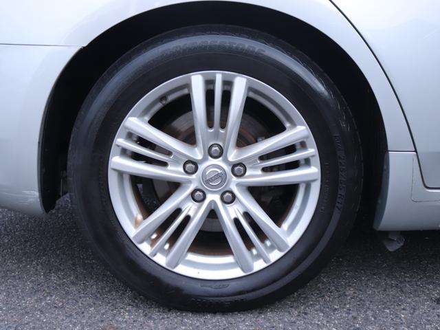 スカイライン 250GT ハーフレザーシート純正ナビBカメラ地デジBT音楽インテリキーHIDヘッドFフォグDバイザ純正17インチAWビルトインETC革巻きHステアリングリモコン前席パワーシート前後ドライブレコーダー(24枚目)