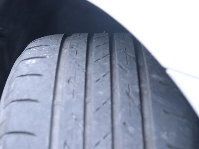 スカイライン 250GT ハーフレザーシート純正ナビBカメラ地デジBT音楽インテリキーHIDヘッドFフォグDバイザ純正17インチAWビルトインETC革巻きHステアリングリモコン前席パワーシート前後ドライブレコーダー(26枚目)